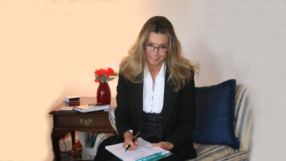 Martha Poarch Giles Sledd, Licensed Professional Counselor, a good counselor in Roanoke, Va at Tanglewood Counseling and Psychology, providing Cognitive, Affective, Behavioral, Family, Marital, and Sex Therapy. Therapies for individuals and couples, including marriage counseling or a humane approach to divorce counseling.Similar to the services of a psychologist, she conducts counseling for depression, anxiety, personal problems, talk therapy or consultation to determine if you need therapy, as sometimes we just need someone to talk to. 
